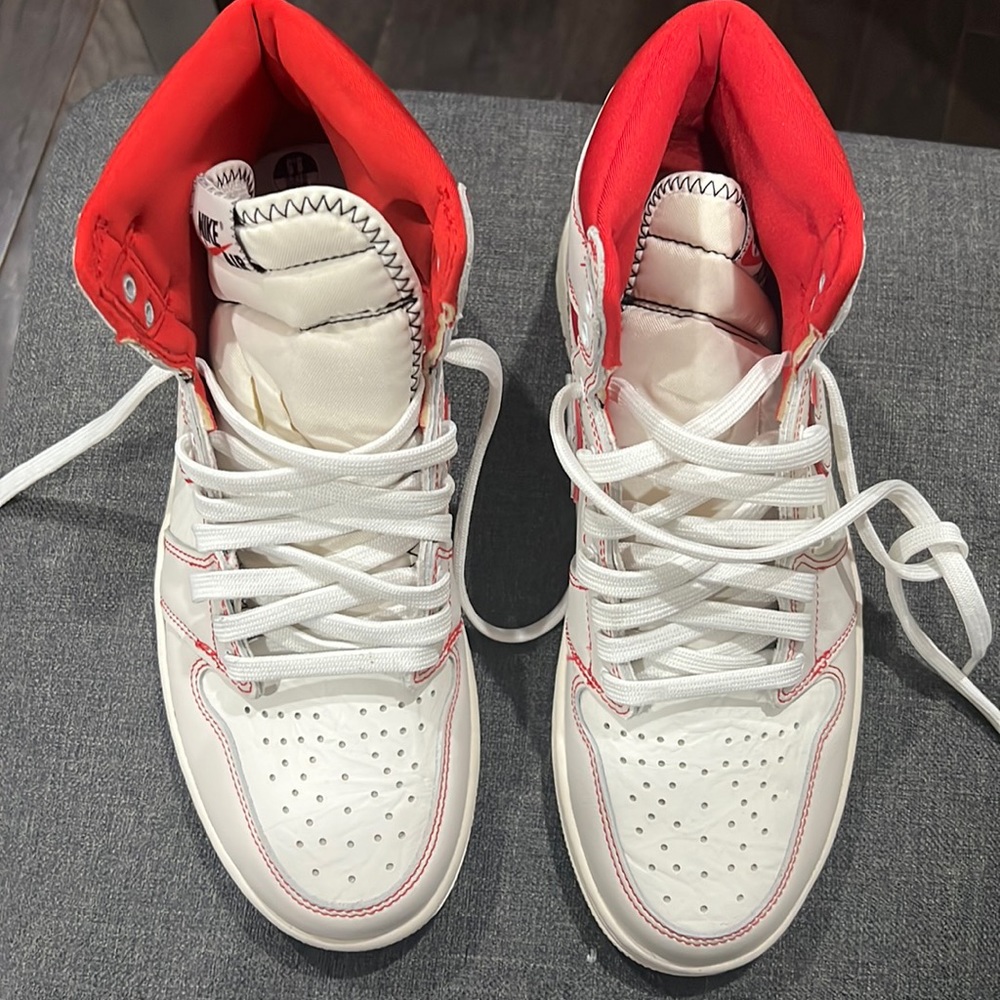 Air Jordan 1 Retro High OG PHANTOM